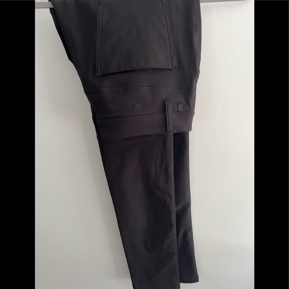 Lulu lemon slim fit pants. Black size medium.